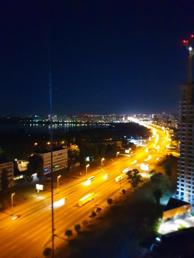 Олімпік Парк, 5Хв Від М Бориспільська, Завжди Є Світло, Генератор В Будинку! Kiev Esterno foto